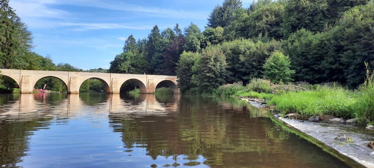 Les gîtes&chambres d'hôtes de la Ferme de Rosière Houdrigny Esterno foto